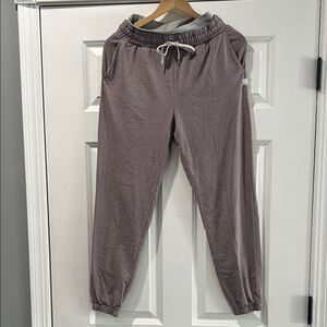 💥💥💕 VUORI Comfortable Purple Jogger Pants. Excellent condition! Worn once!